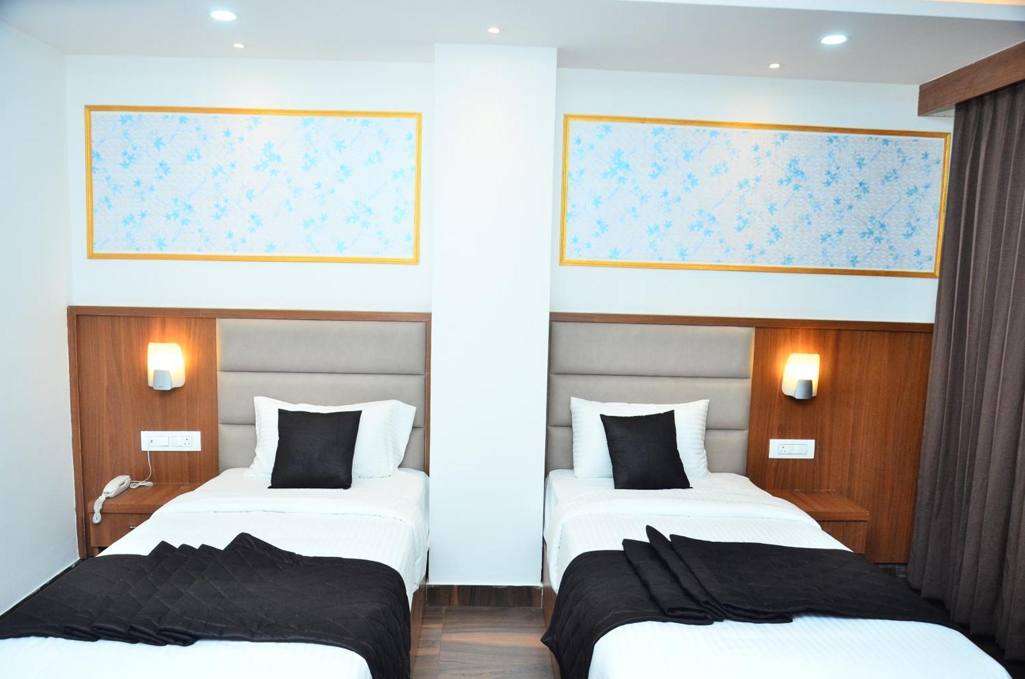Hotel Eyrie Nest 班加罗尔 外观 照片