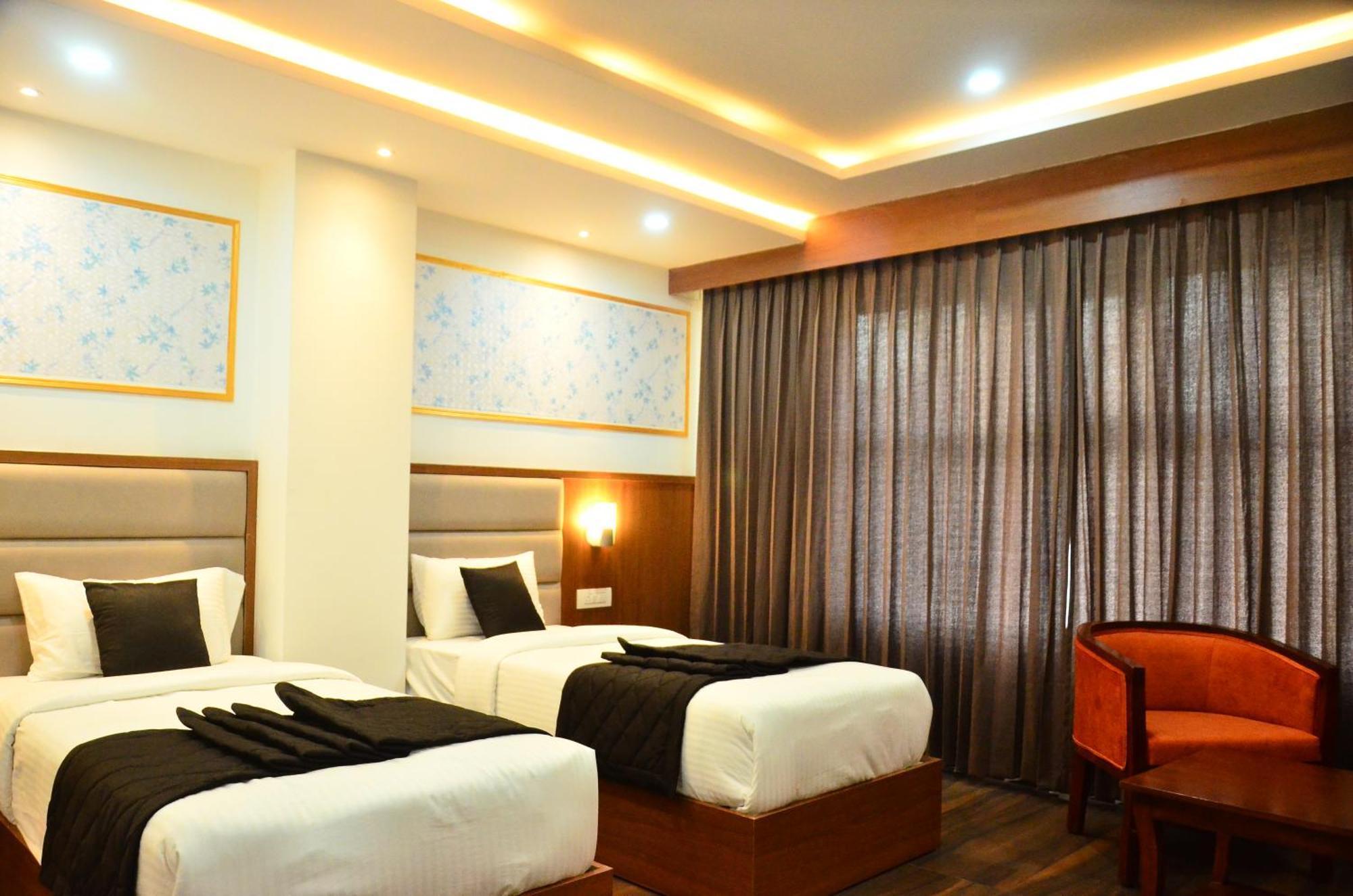 Hotel Eyrie Nest 班加罗尔 外观 照片